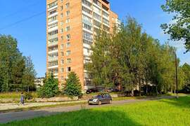 Продам 2 к/к, Наб. Космонавтов, 21