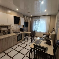 Продается уютная 2-комнатная квартира 70 кв.м. с ремонтом и парковкой в новом кирпичном доме