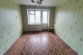 Продам 2 к/к Кирова, 11