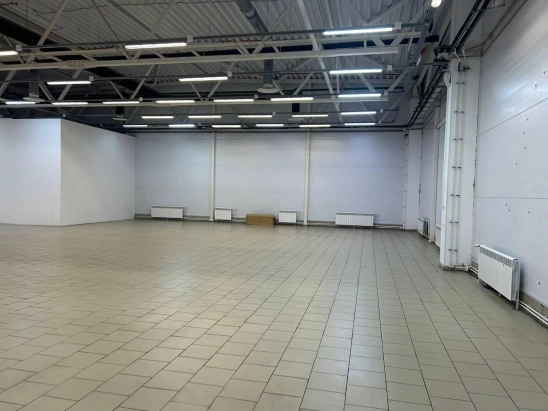 Сдам помещение, ТЦ Макси