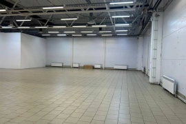 Сдам помещение, ТЦ Макси