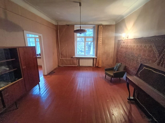Продаётся просторная 3-комнатная сталинка 81 м² в сердце города!