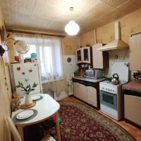 Продам 2к/к Ярославль, Труфанова, 21