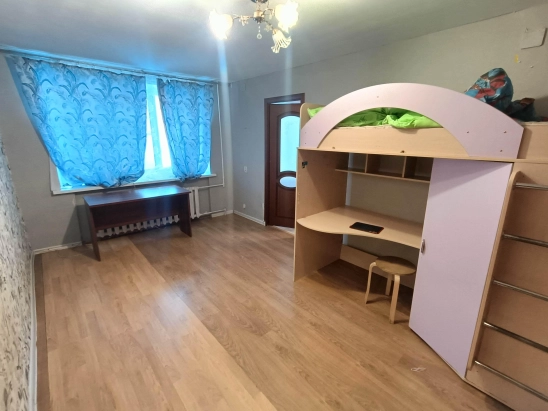 2-комнатная квартира, Шекснинский р-н, улица Владимирского, 1