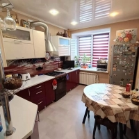 Продается тёплая 2-комнатная квартира на 1 этаже, 69 м²