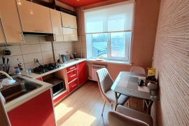 Продаю 2 кв. н.п. с ремонтом