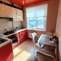 Продаю 2 кв. н.п. с ремонтом