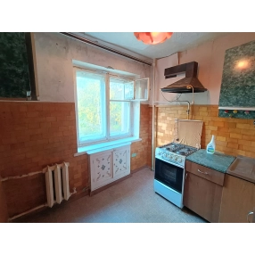 2-к. квартира, 42 м², 2/4 эт.
